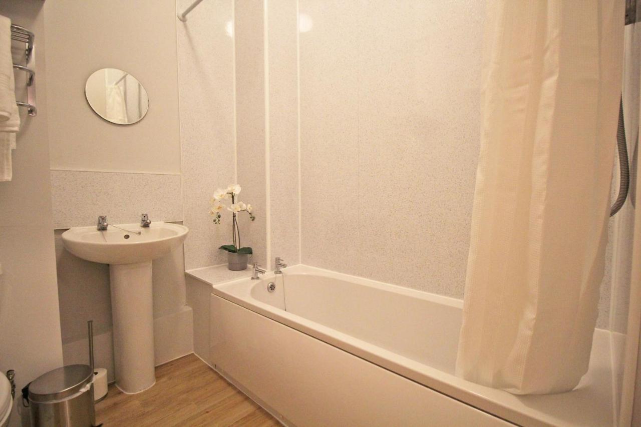 Lovely 1 Bed Serviced Apartment In Cambridgeshire 外观 照片